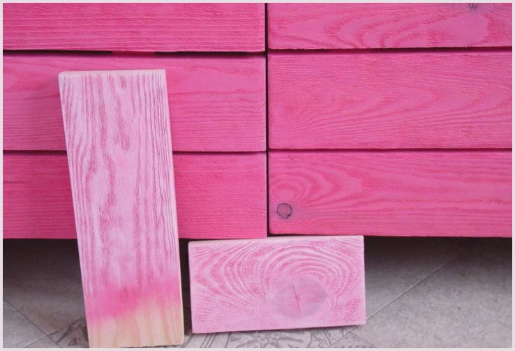 Покраска деревянных изделий: красим стол и стены своими руками