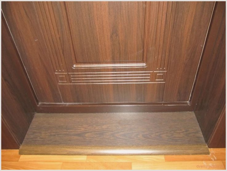 Использование ламината для откоса входных дверей