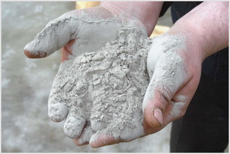 Как развести цемент? каким должно быть соотношение цемента и песка?