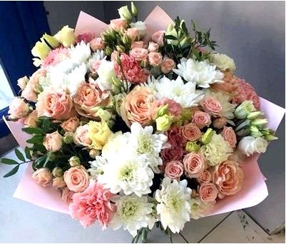 Как выбрать красивый букет цветов на свадьбу?