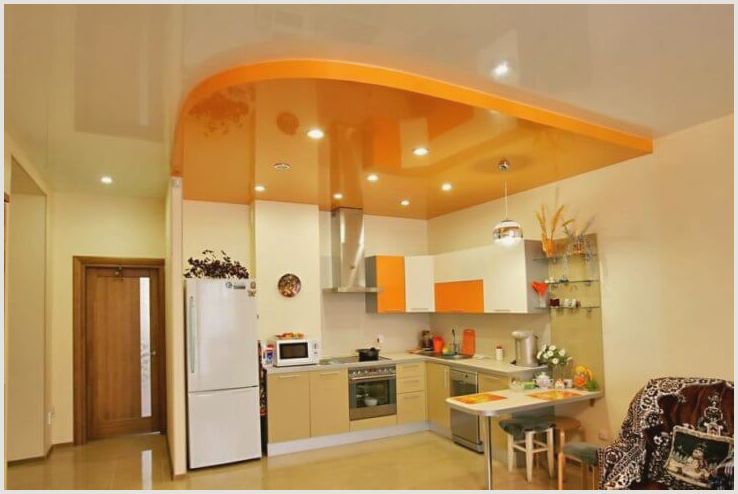 Как оформить потолок на кухне своими руками?