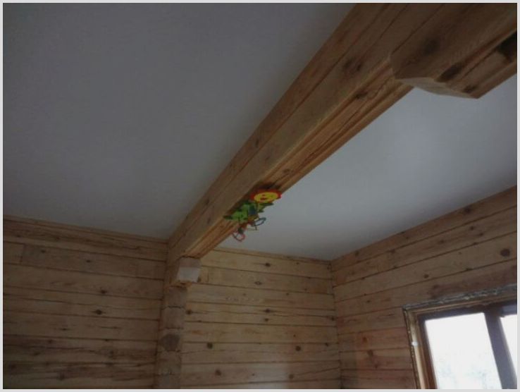 Чем можно отделать потолок в деревянном доме